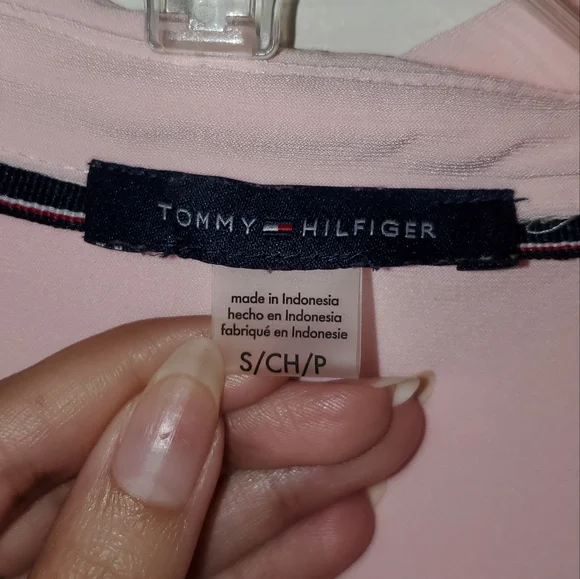 5 for $25 | Tommy Hilfiger Pastel Pink Collared Long Sleeve Button Down Blouse - Picture 5 of 14